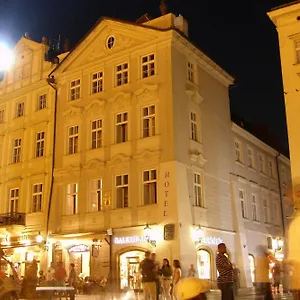 ***** Aparthotel Old Town Square By Emblem Tsjechië